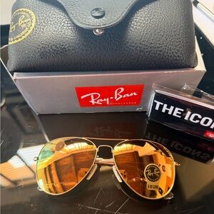 Ray-Ban Gold Mirror Aviator Sunglasses